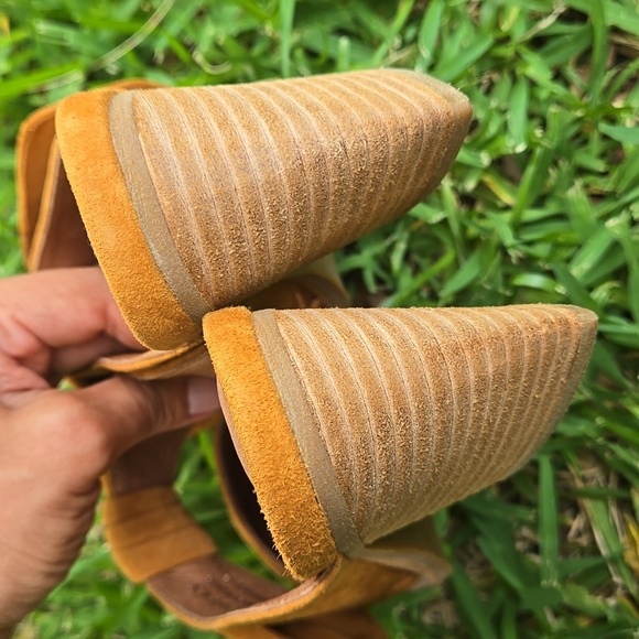 Jeffrey Campbell Cyrus Bow Mules Size 6.5 - Picture 7 of 10